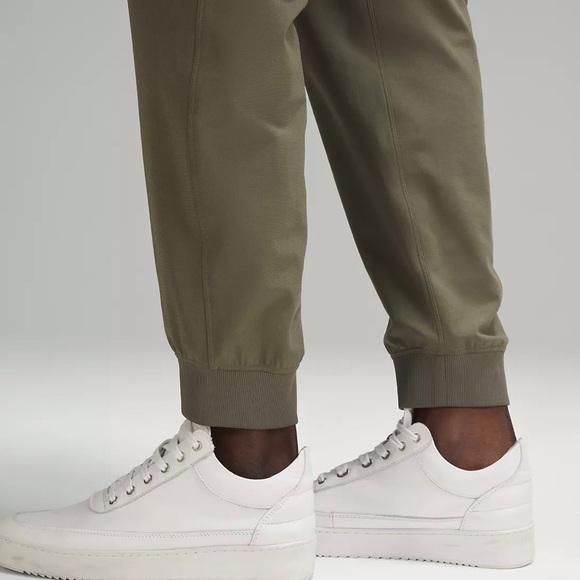 Lululemon athletica ABC Jogger color army green men’s size xs s L XL - Picture 2 of 10